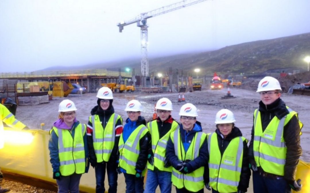 Anderson High School pupils reporting on new school build